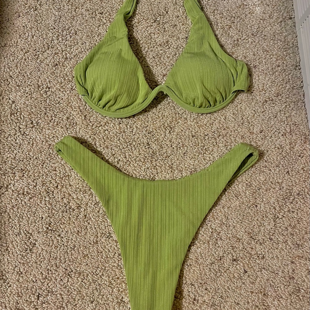 Green SHEIN bikini with vertical detailing and underwire